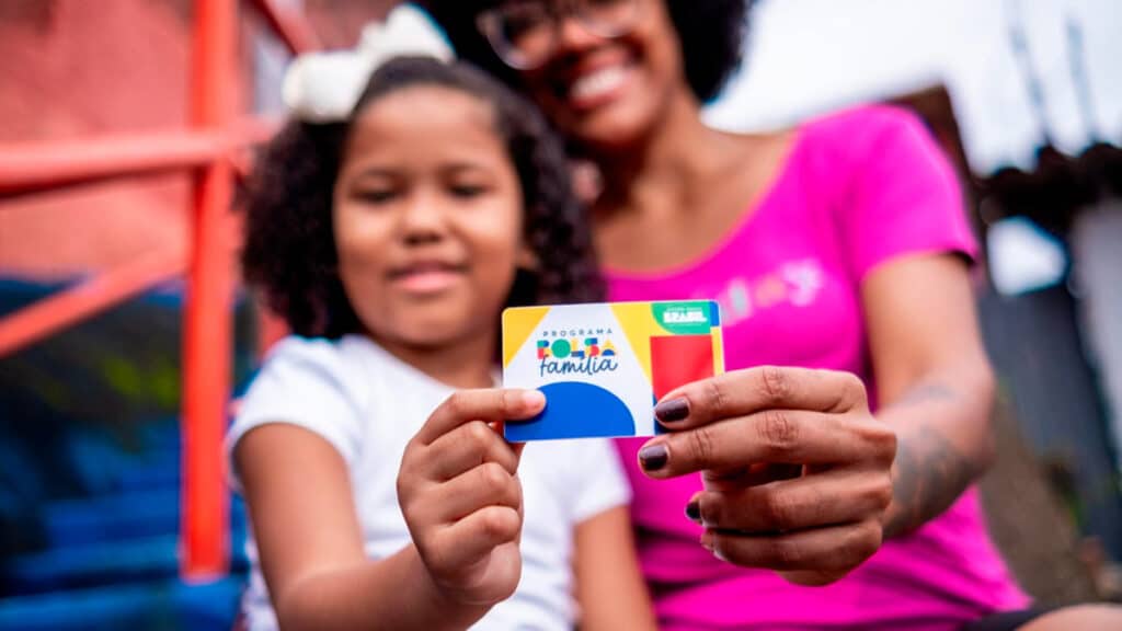 VITÓRIA HOJE Idosos podem ganhar até R$2.000,00 com dois benefícios Bolsa Família + BPC